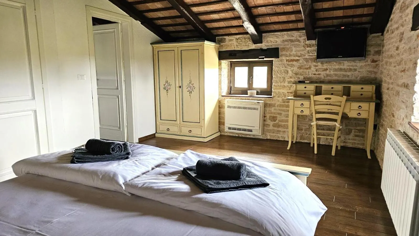 Villa Laurus Ex Villa Majoli Marici